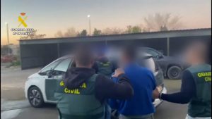 Dos individuos arrestados por asalto a un hogar habitado en Olivares (Sevilla)