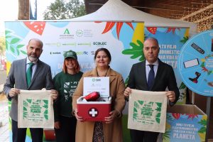 Finaliza la campaña 'Dona Vida al Planeta' en Sevilla, enfocada en la concienciación sobre el reciclaje de residuos electrónicos.