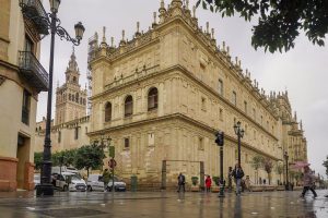 La Catedral de Sevilla recibirá un "mayor presupuesto" en años, gracias a las visitas, con 20 millones de euros para gastos.