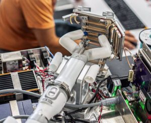 Más de 200 estudiantes se unen a las primeras jornadas de robótica y nuevas tecnologías organizadas por la Diputación de Sevilla